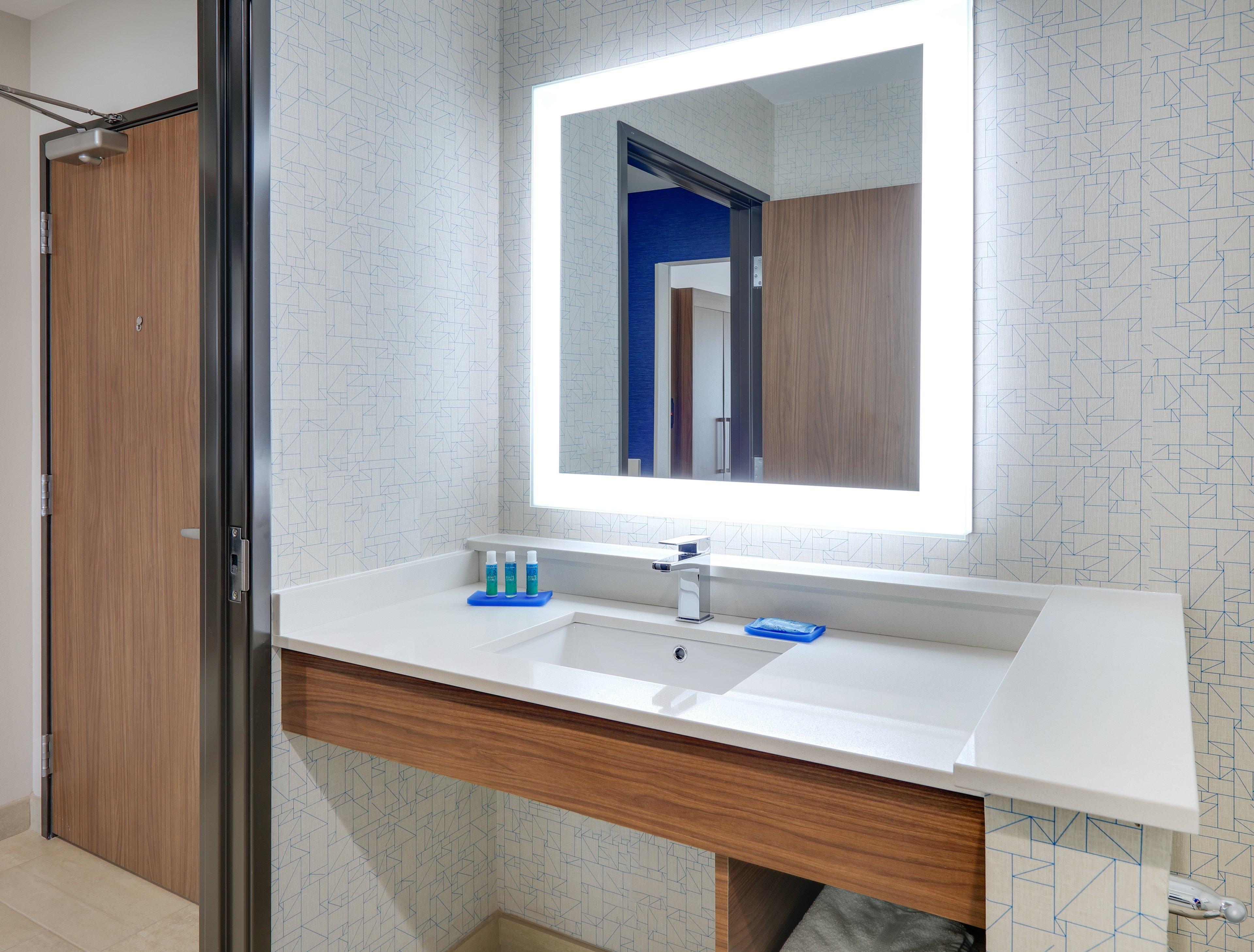 Holiday Inn Express & Suites - Dallas Nw Hwy - Love Field By Ihg Extérieur photo