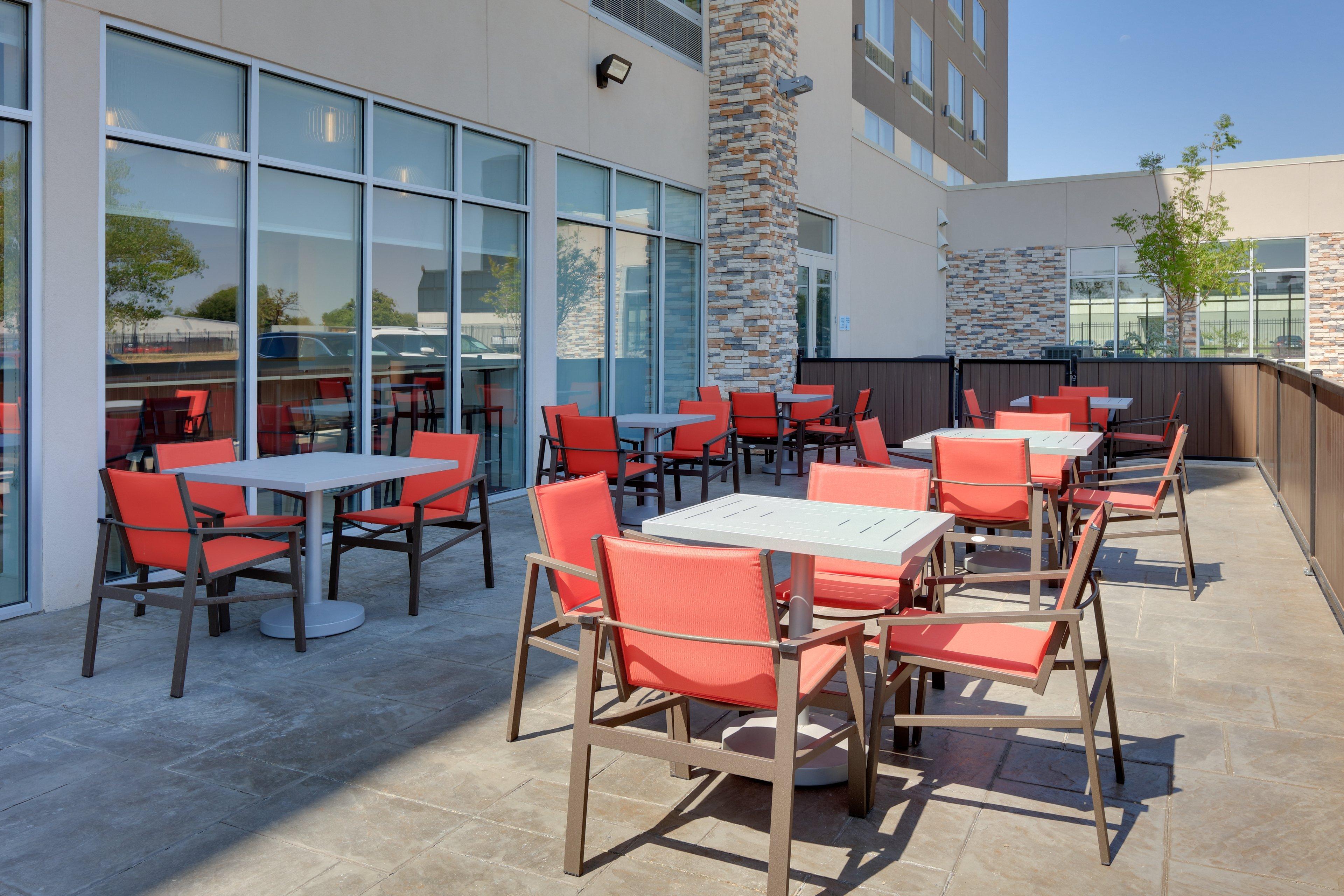 Holiday Inn Express & Suites - Dallas Nw Hwy - Love Field By Ihg Extérieur photo